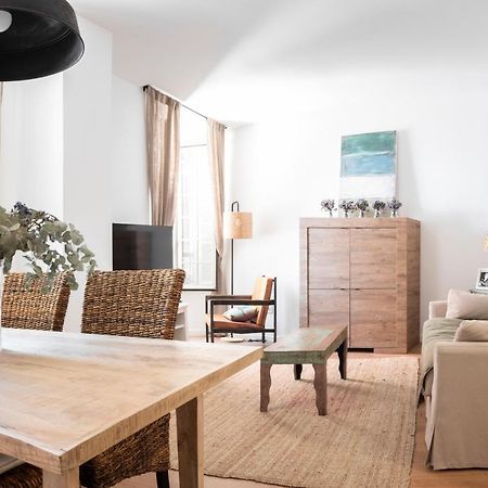 Апартаменты Apartamento De Lujo En Plaza Del Teatro Малага Экстерьер фото